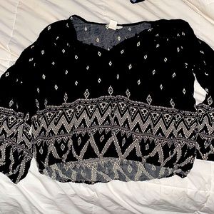cute black and white top from forever 21